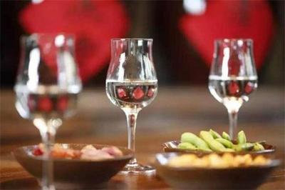 聚水源酒業(yè) 餐飲服務(wù)的卓越融合與品質(zhì)追求